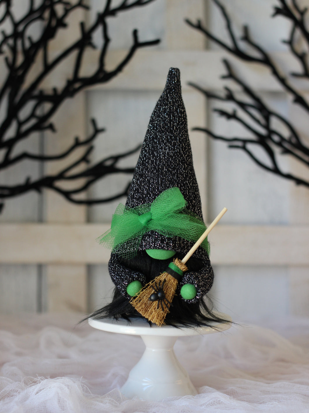 21 Medium Witch Gnome